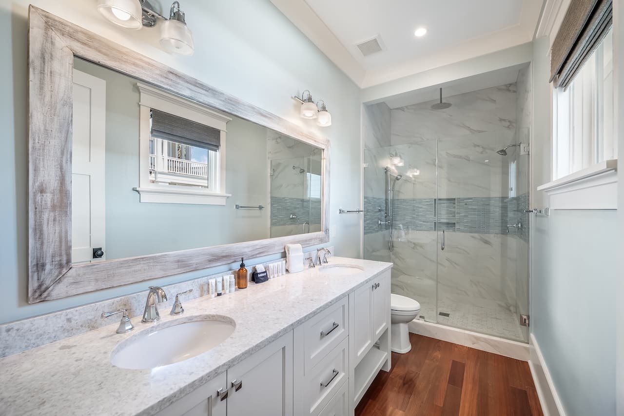 Shore Thing - Image 41