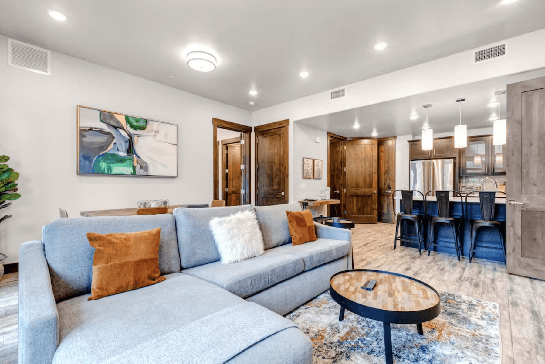 Blackstone Luxury Home - Image 2