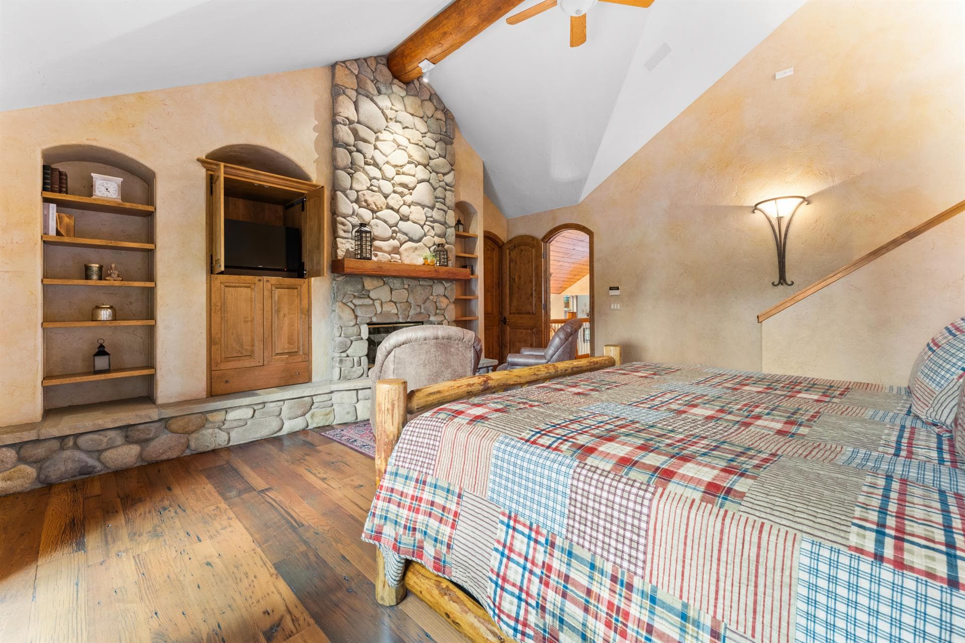 Goldenrod Circle - Image 27