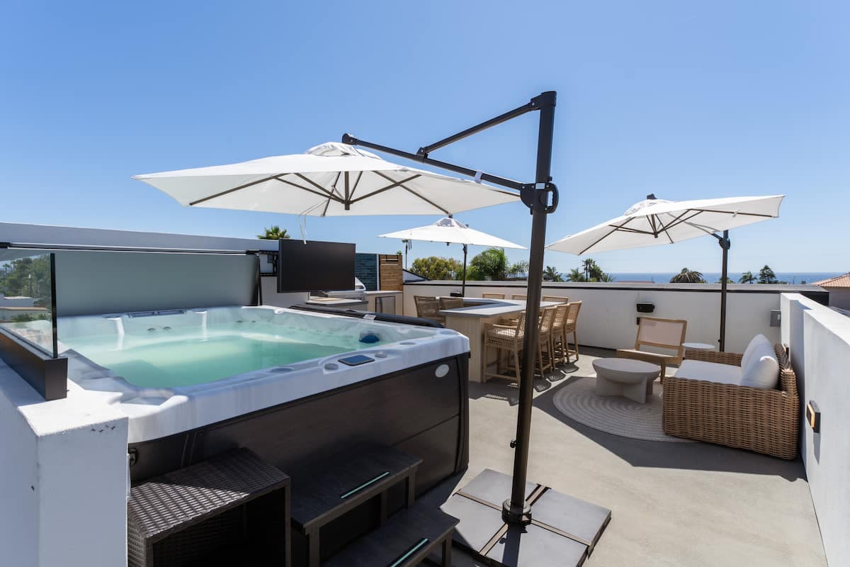 Ocean View Poolside Retreat - Image 2