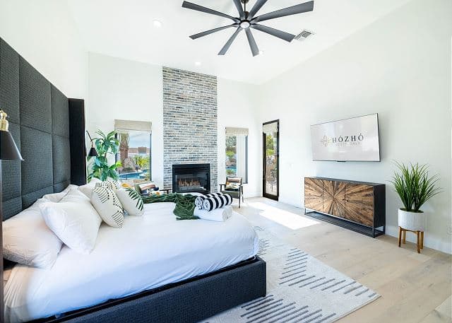 Estate on the River - Image 29