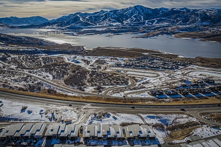 Luxury Hideout Overlook - Image 30