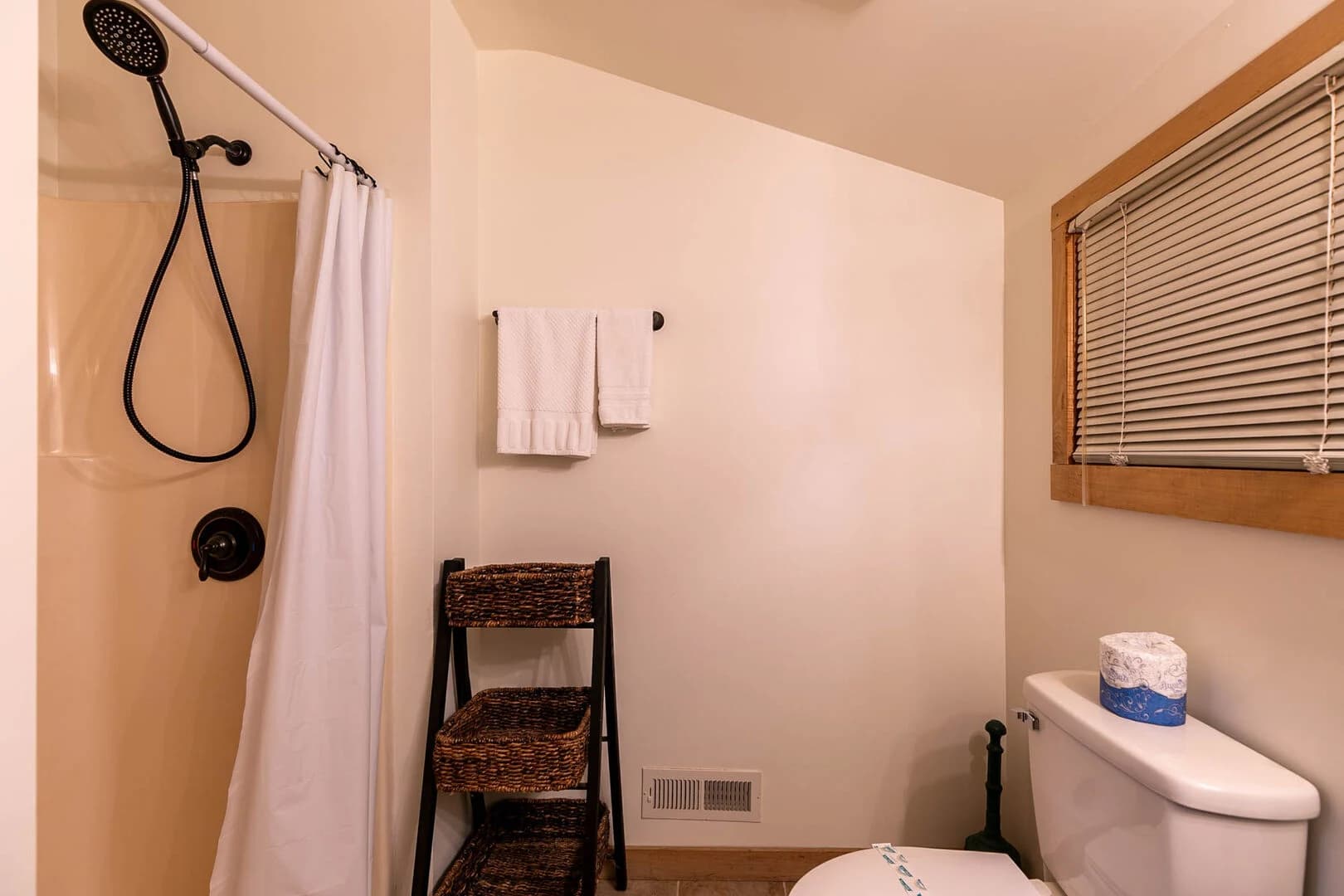 Parkway Hideout - Image 24