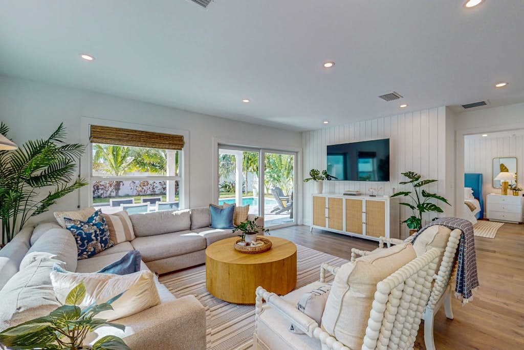 Yellow Door Beach Cottage - Image 4