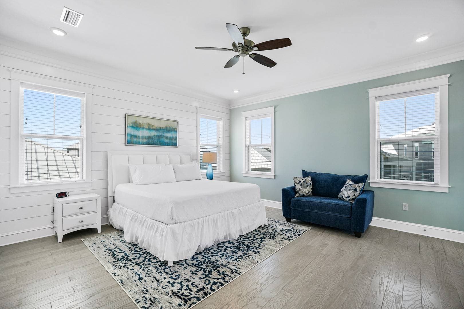 Sand Dollar Manor - Image 27