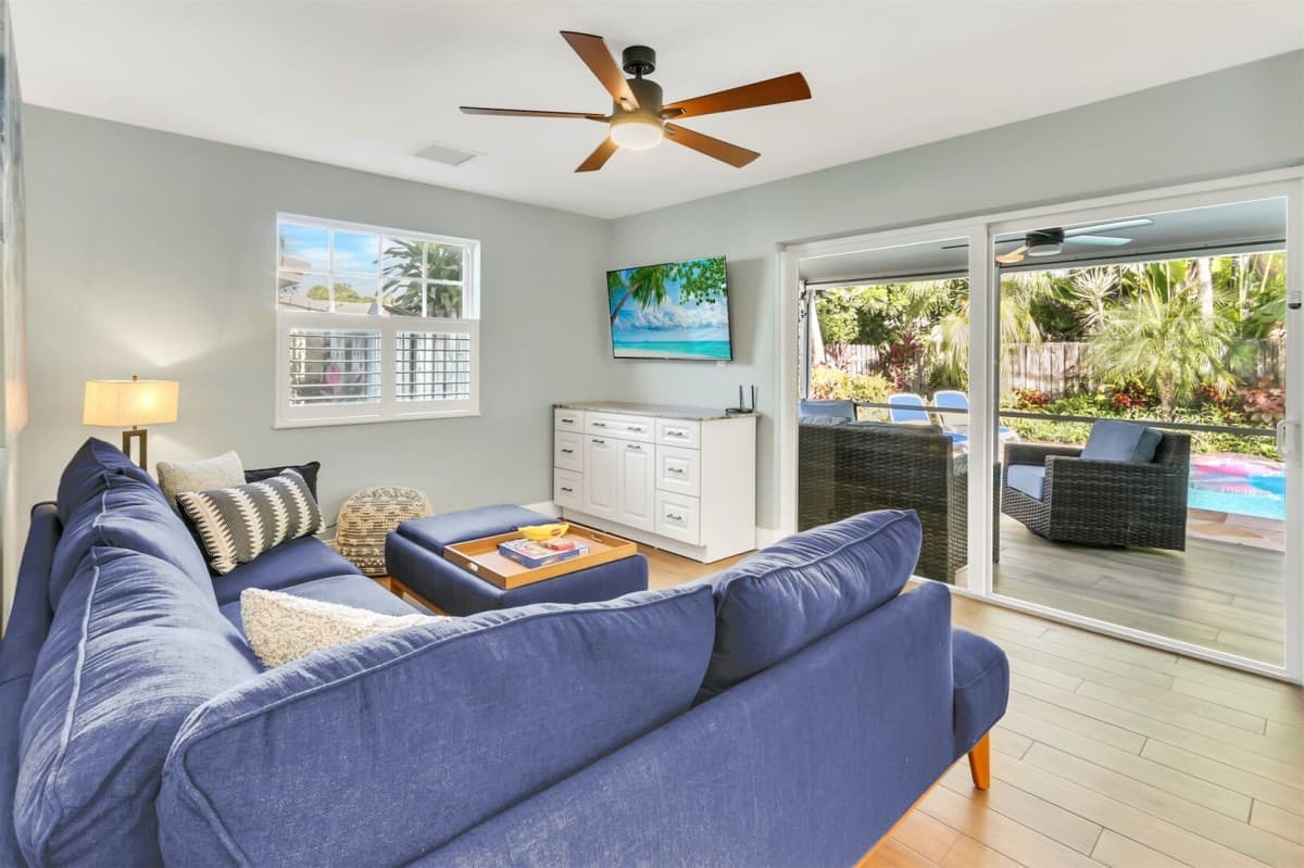 Las Olas House - Image 2