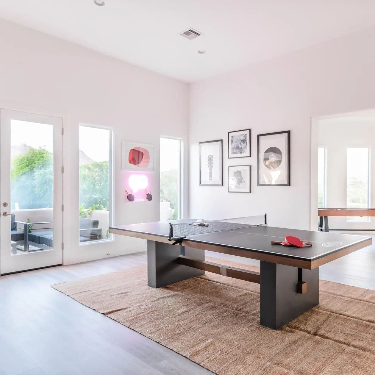 Julep Manor - Image 4