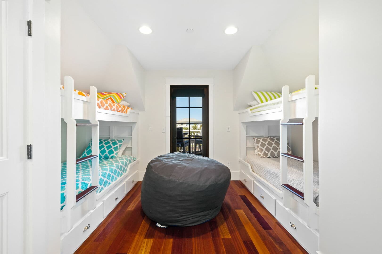 Madison Cottage - Image 35