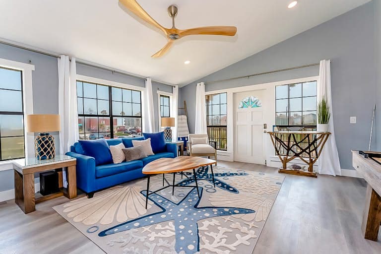 Déjà Blue - Image 5