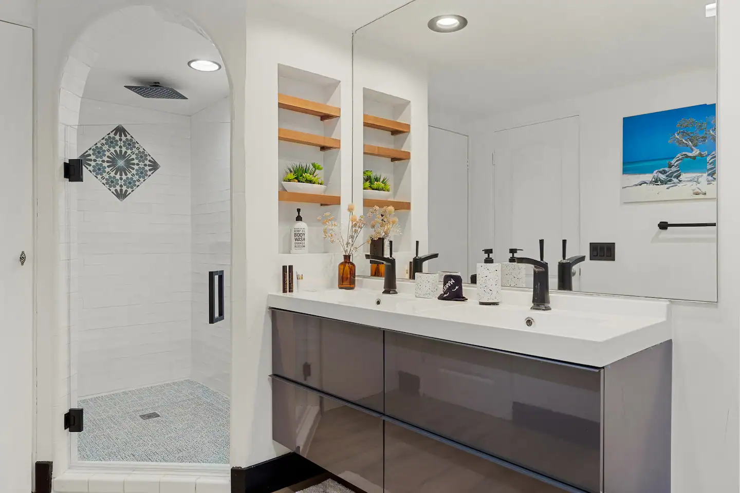 Sunny Sanctuary - Image 19