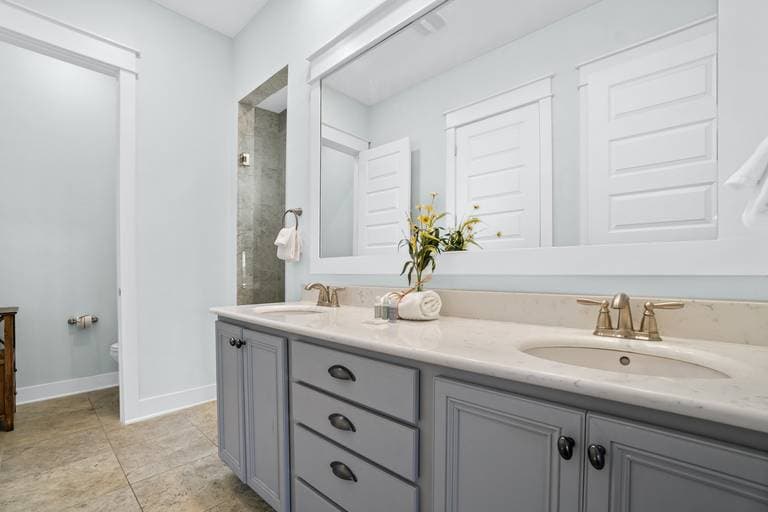 Beach's Bliss - Image 22