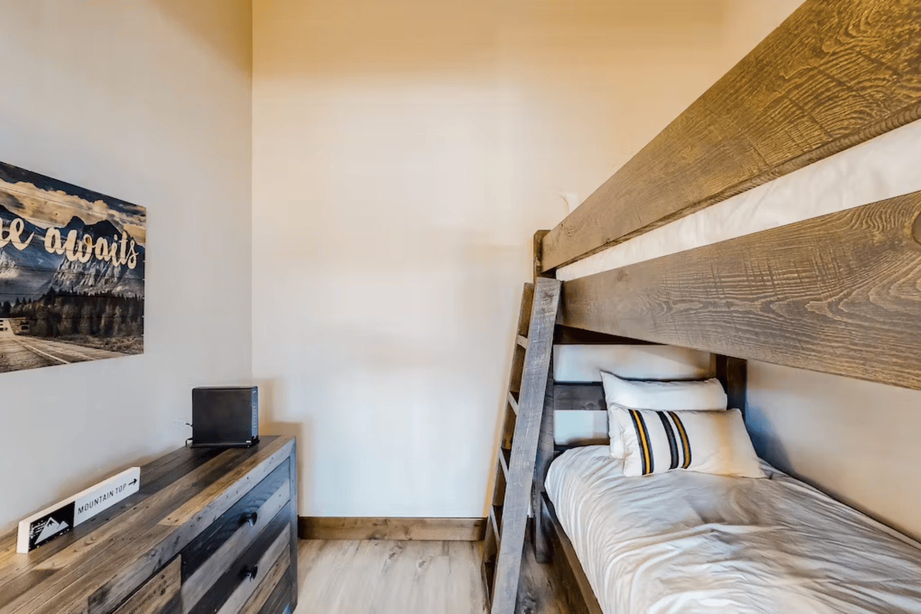 Springview Lane Residence - Image 9