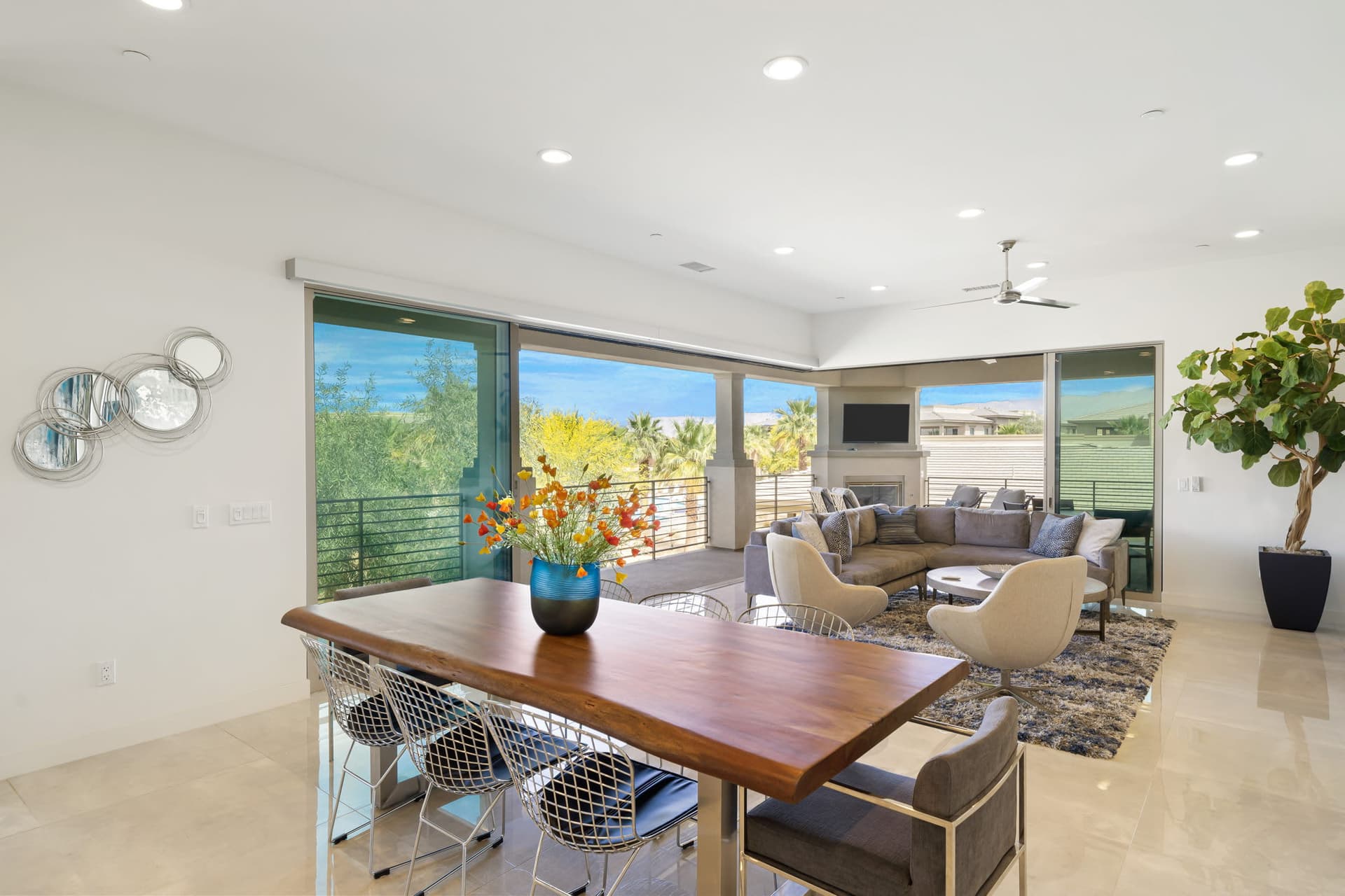 Stay Savvy in Palm Desert - Image 5