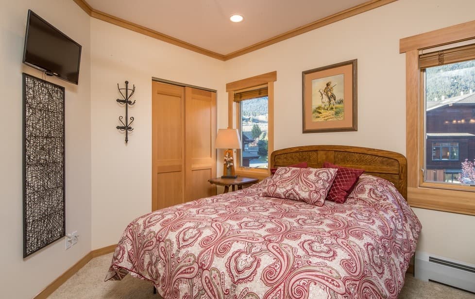 Spanish Peaks #8 - Image 23