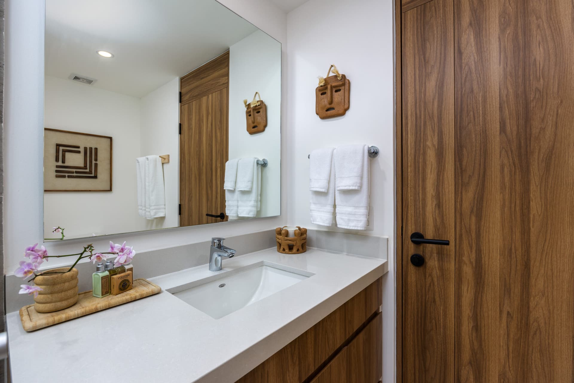 Harbor 171 Residences #803 - Image 49