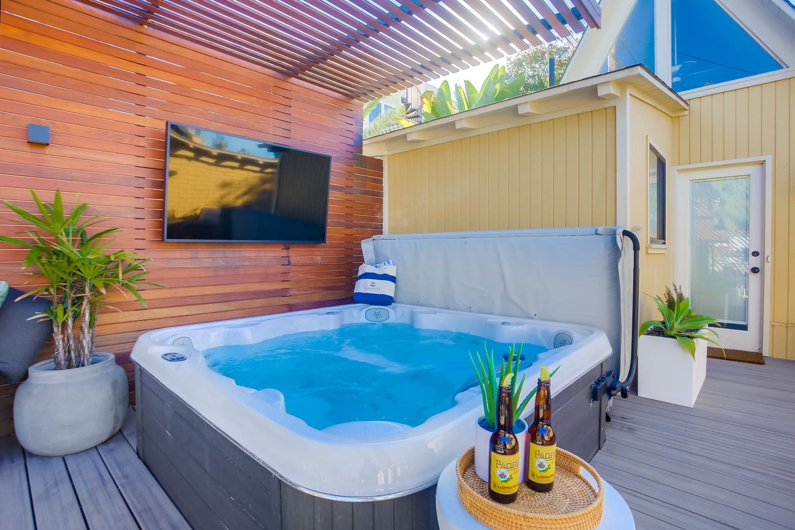 Summer Sea Home - Image 4