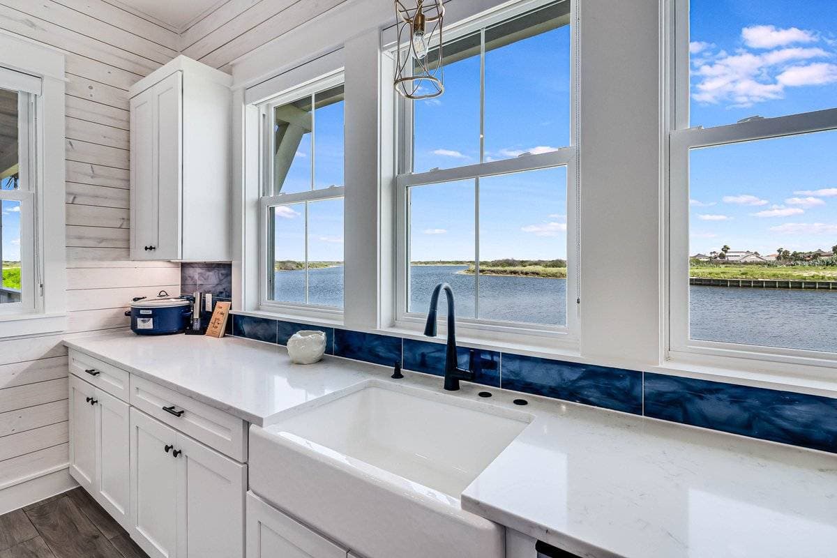 Nauti Captain - Image 11