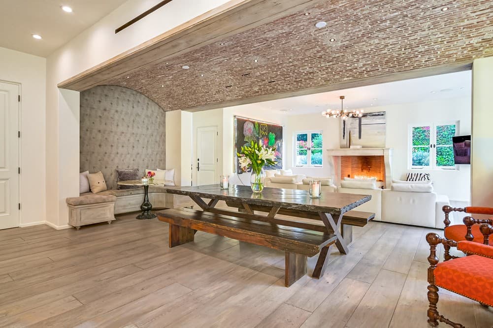 Chateau Serra Malibu - Image 12