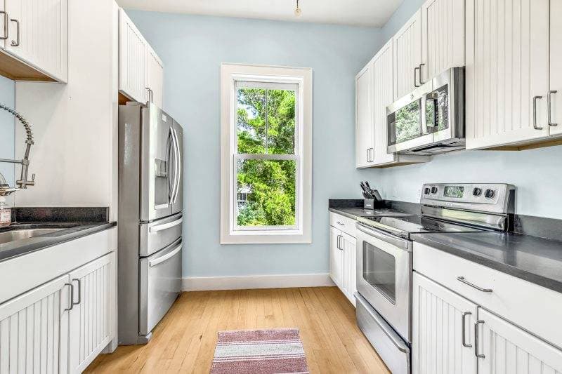 Poppy House - Image 17