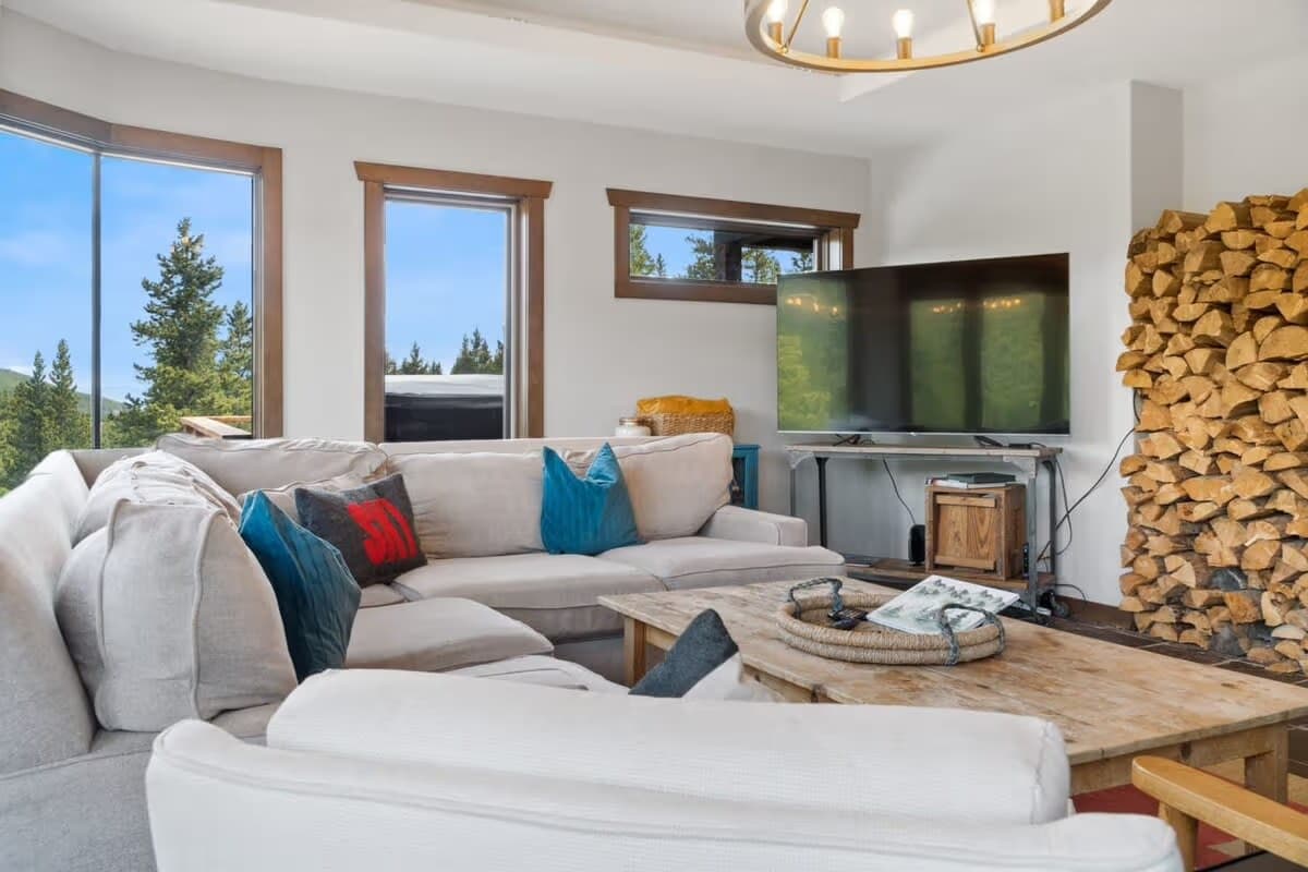 Forestlight Hideaway - Image 2