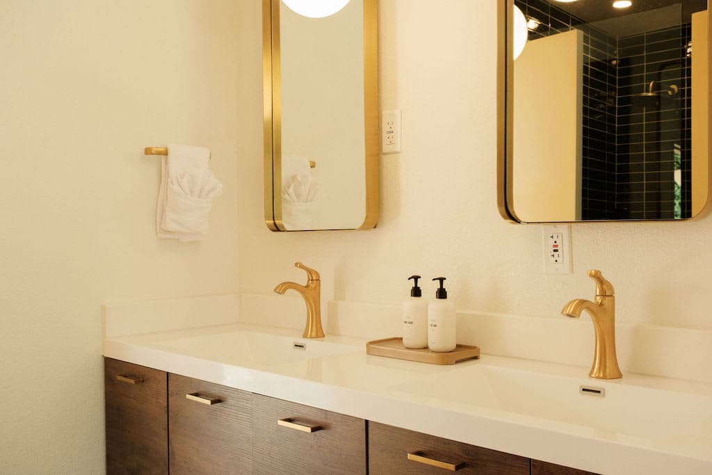 Mod Retreat in Vibrant Palm Springs - Image 45