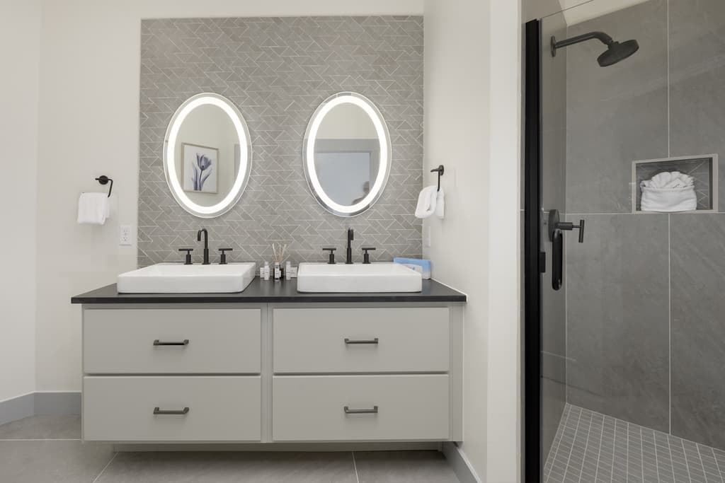 Timber Fox Residence 2102 - Image 16