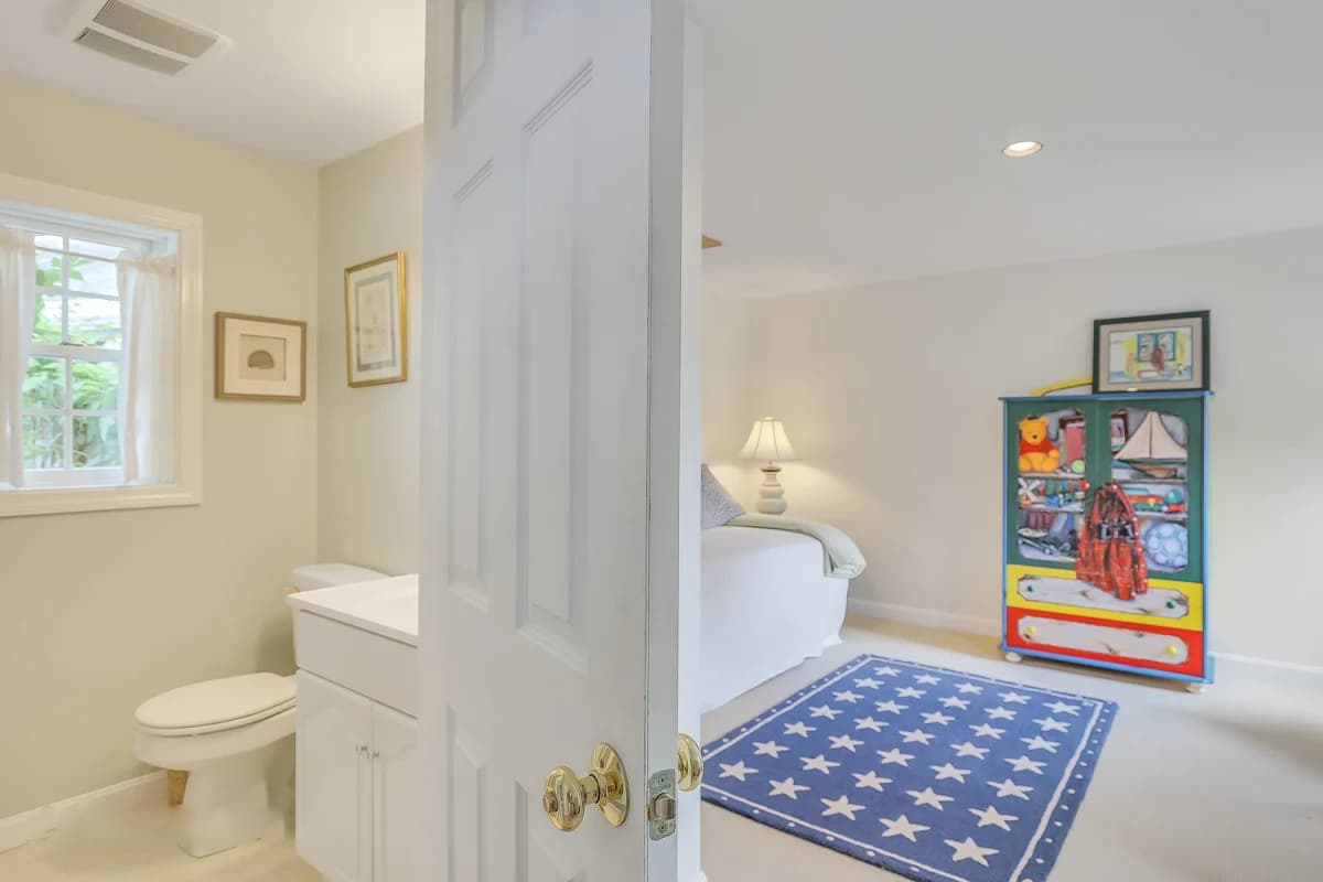 Queen's Landing - Image 29