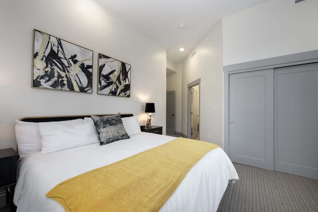 Timber Fox Residence 2102 - Image 14