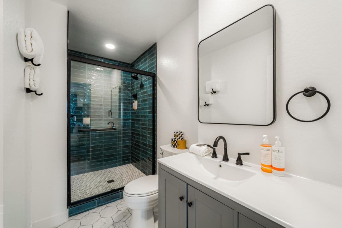 Desert Horizon - Image 52