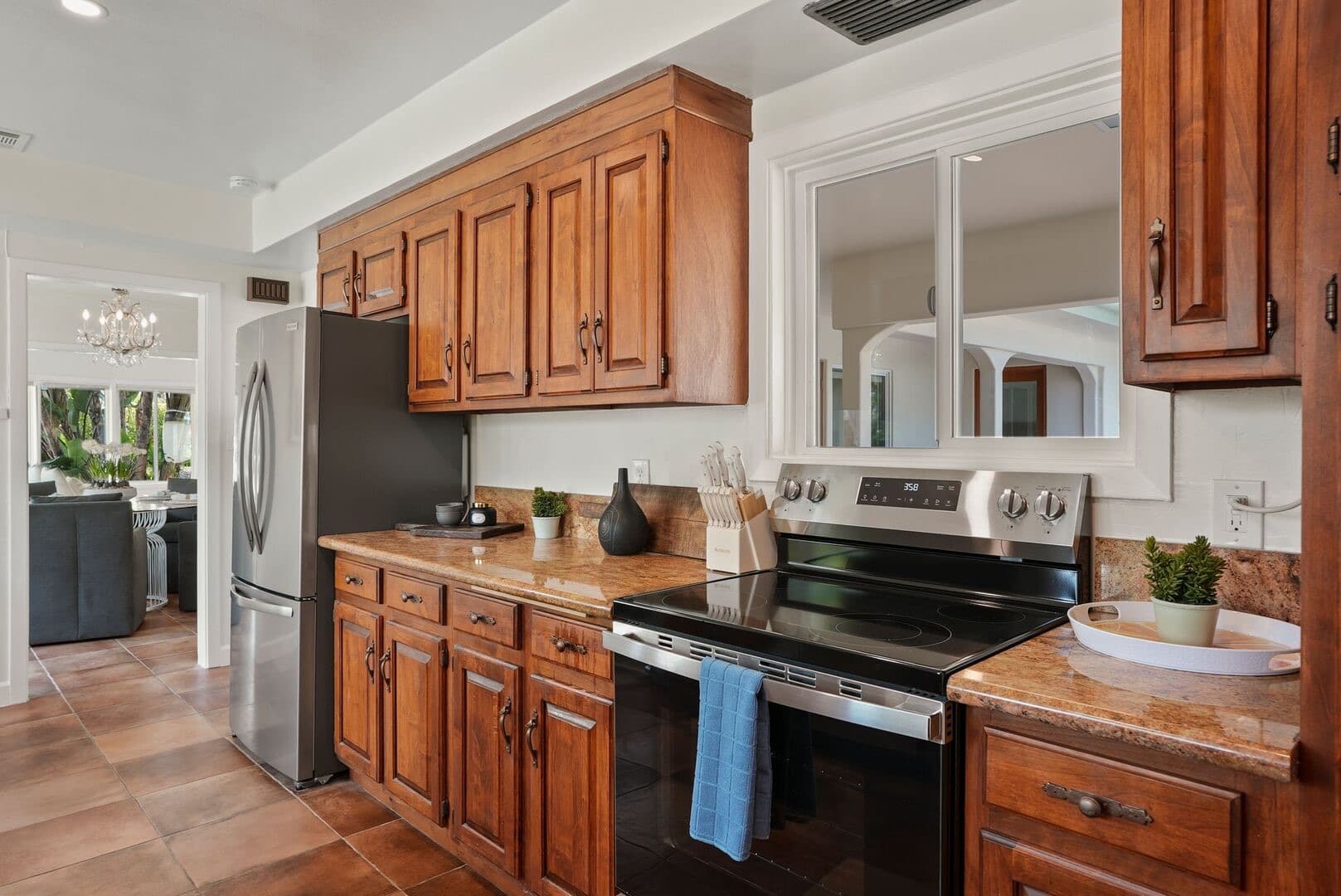 Seabreeze Hideaway - Image 22