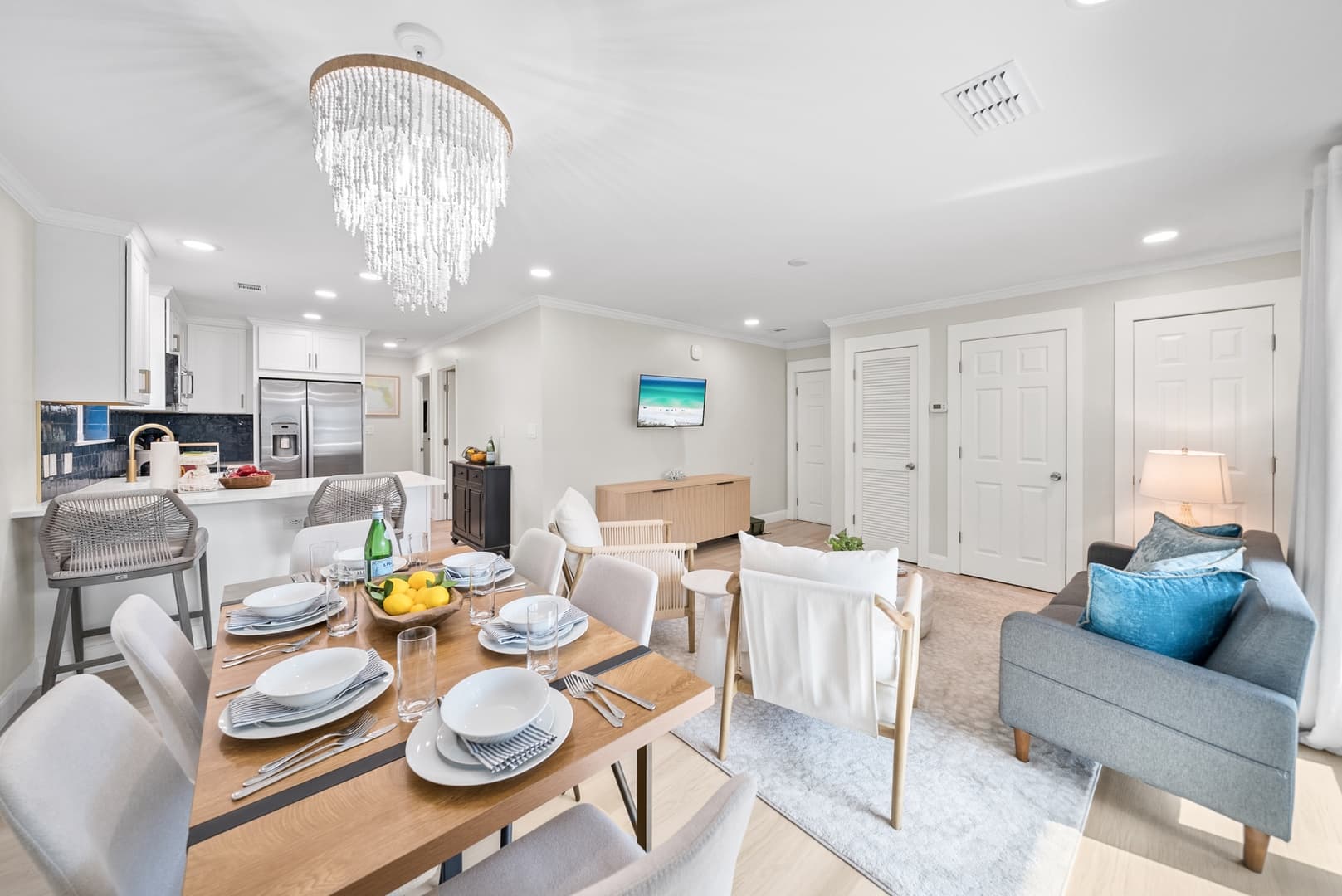 Beachside Villa #811 - Image 3