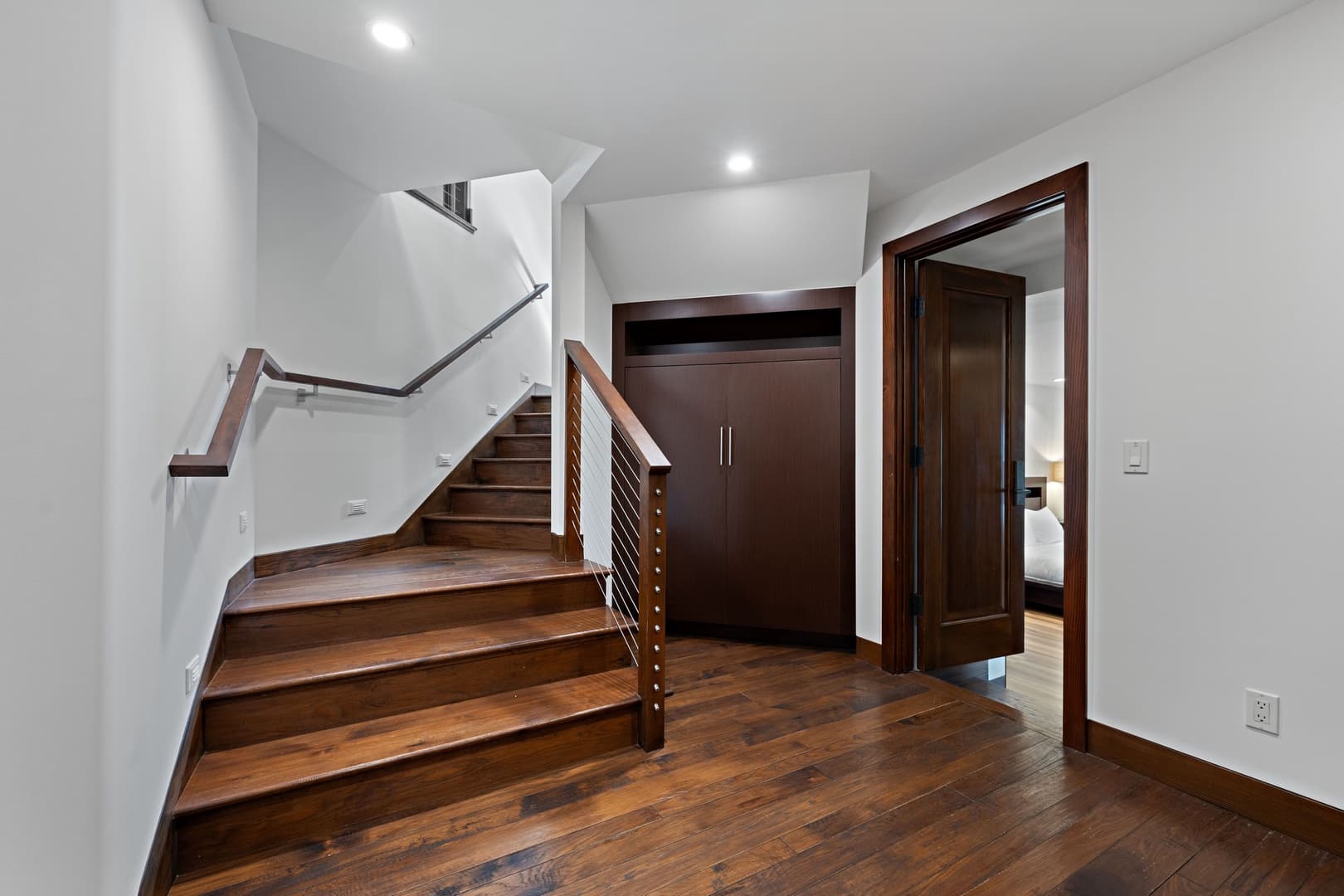 Costa Del Mar - Image 31