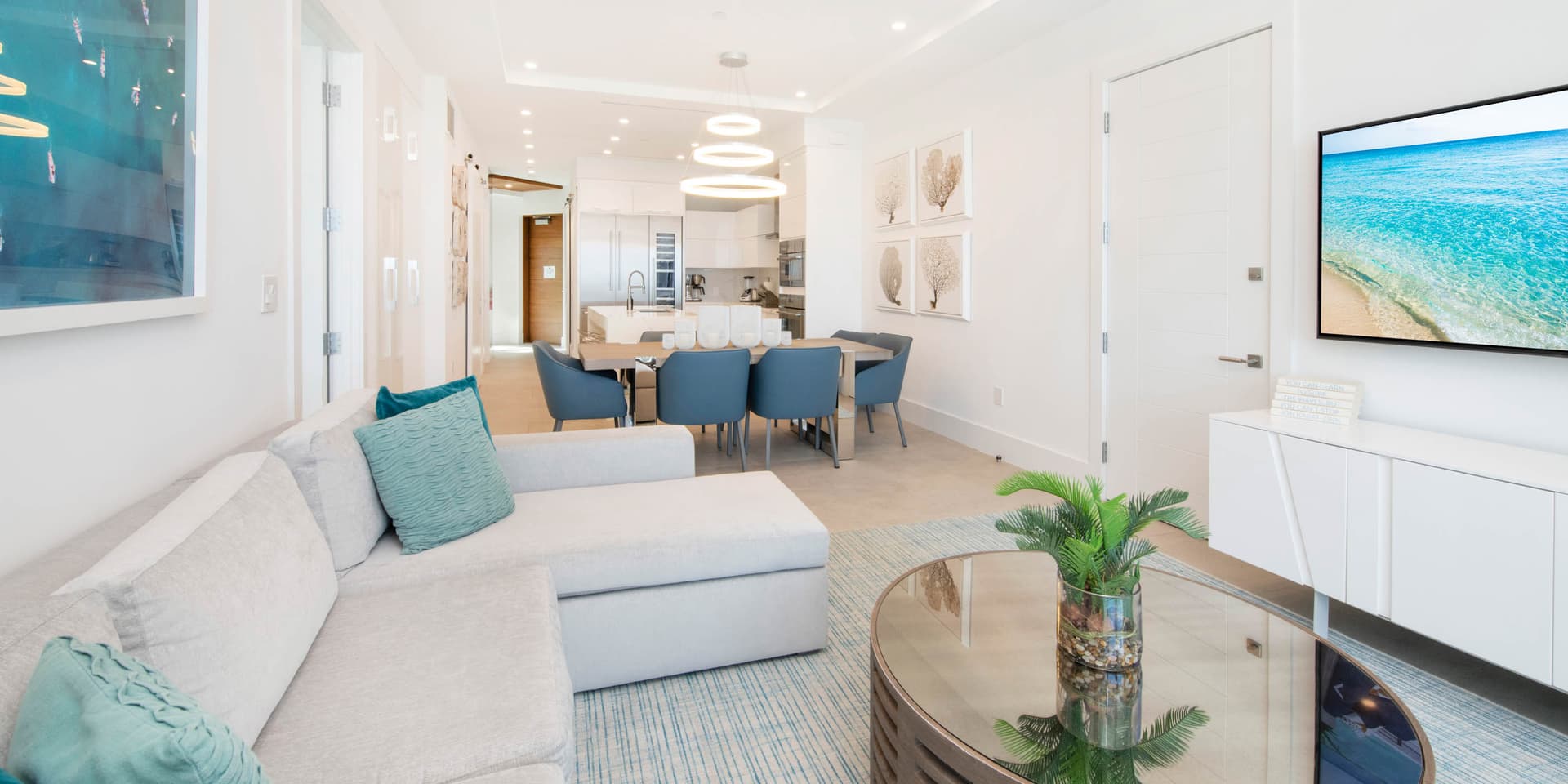 Pelican Pointe Condo - Image 2