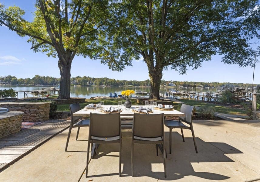 Sandy Shore - Image 33