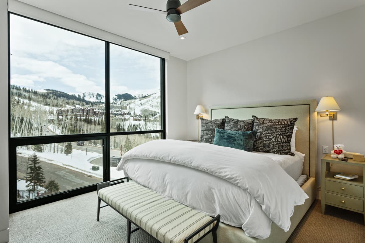 One Empire Pass #305 - Image 4