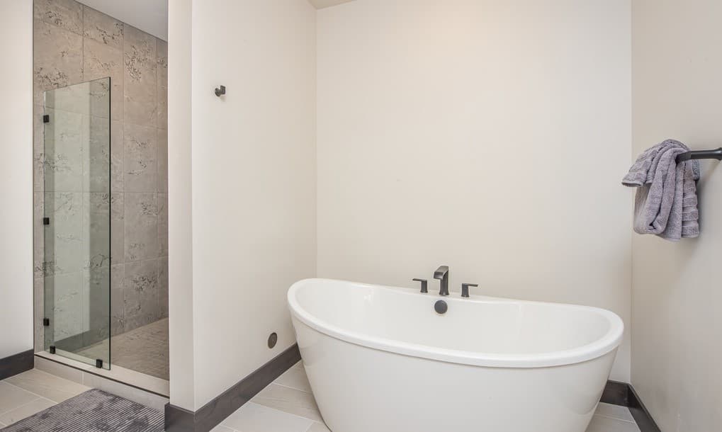 Mountain Lake #101C - Image 16