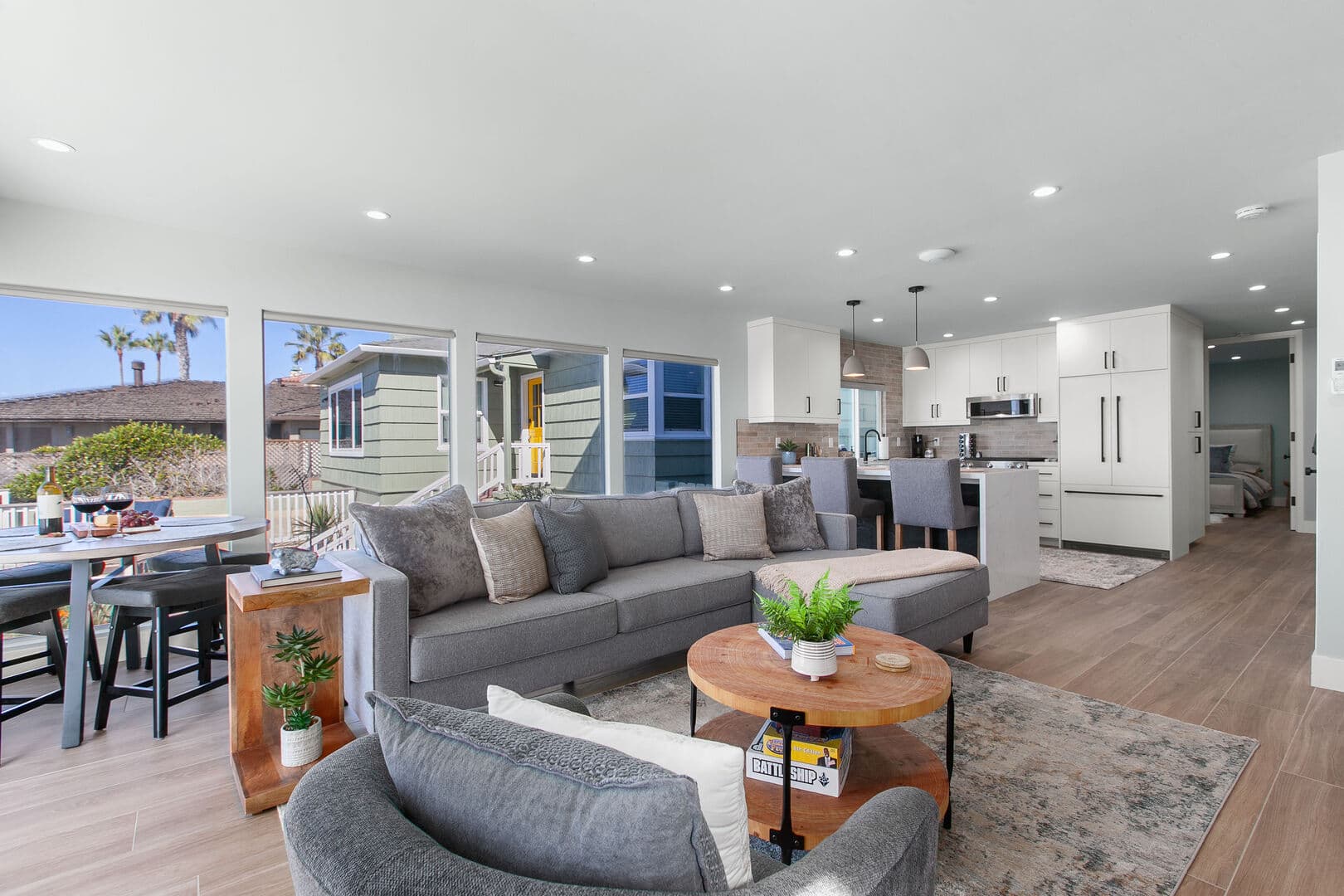 Neptune Home at Windansea A - Image 8