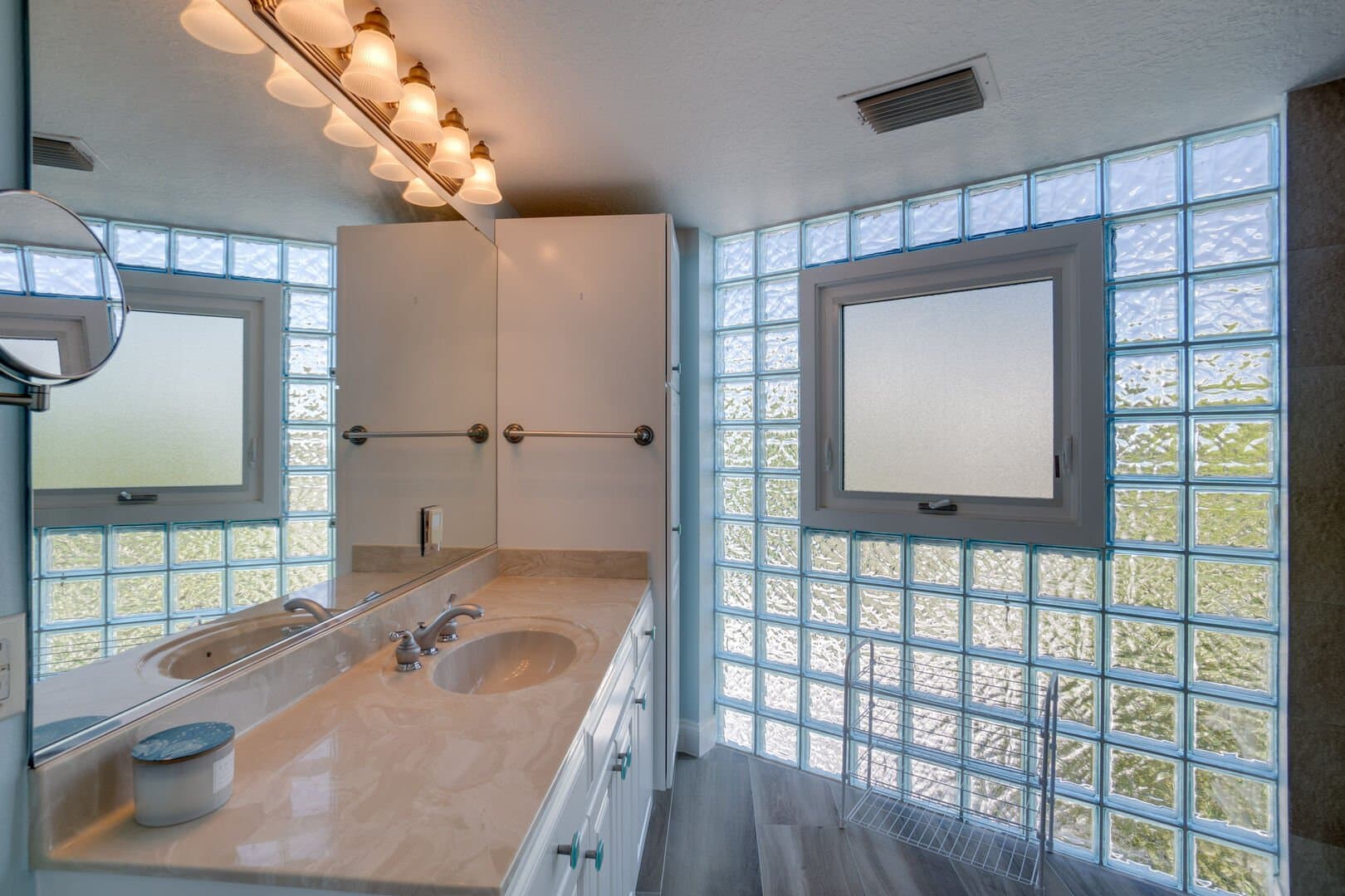 Bean Point Retreat - Image 25