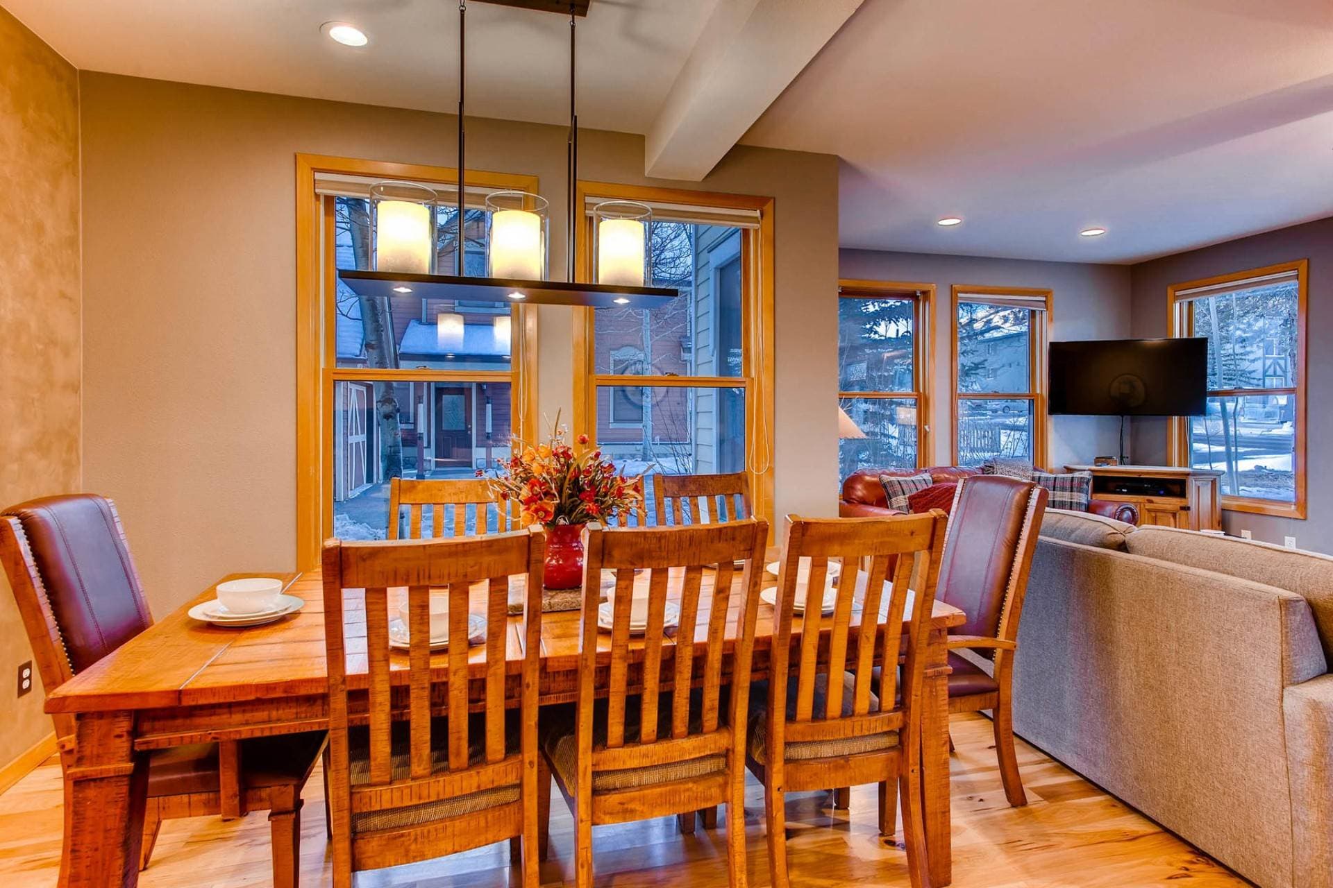 Apres on French Street - Image 4