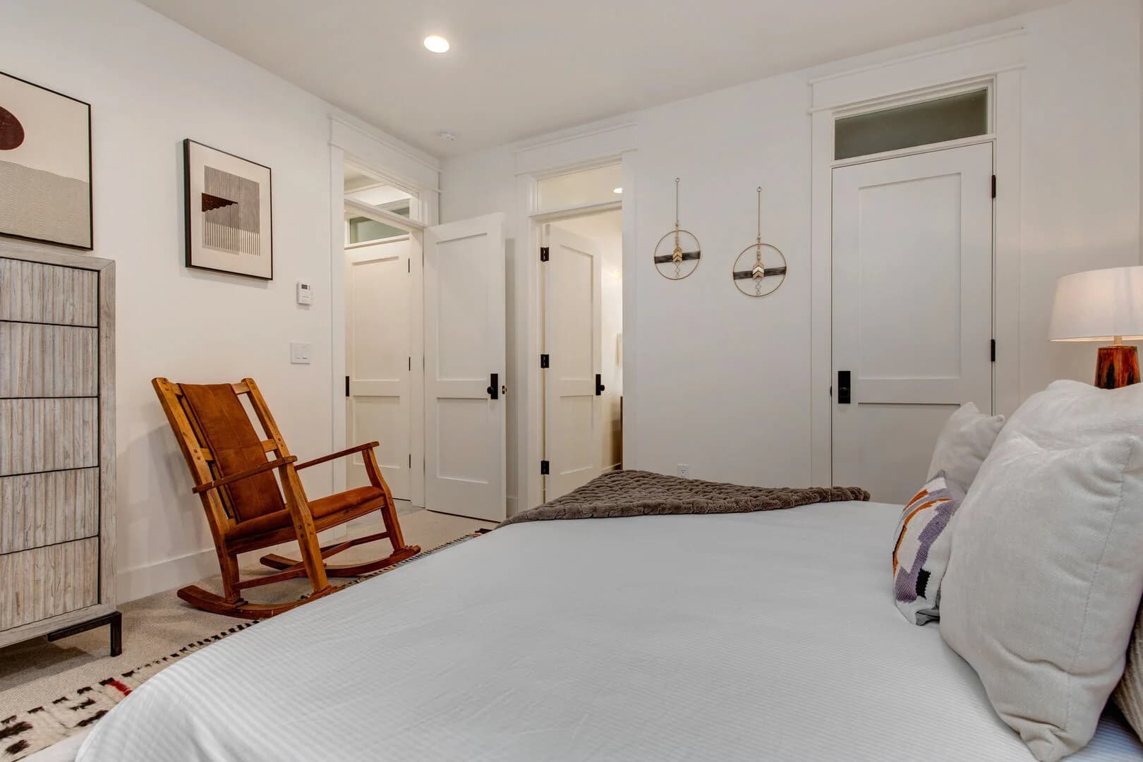 Avenue House - Image 39