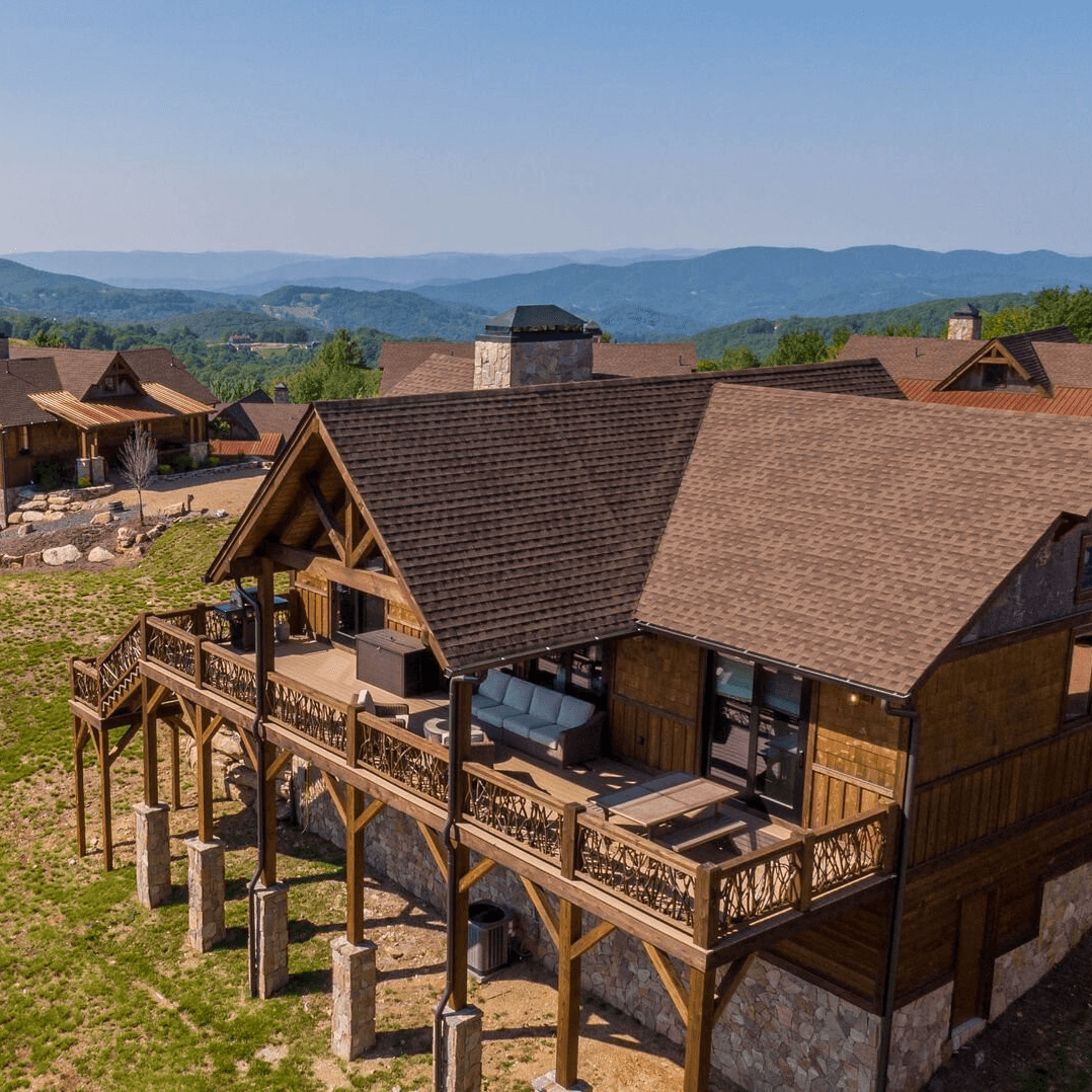 Black Bear Den - Image 1