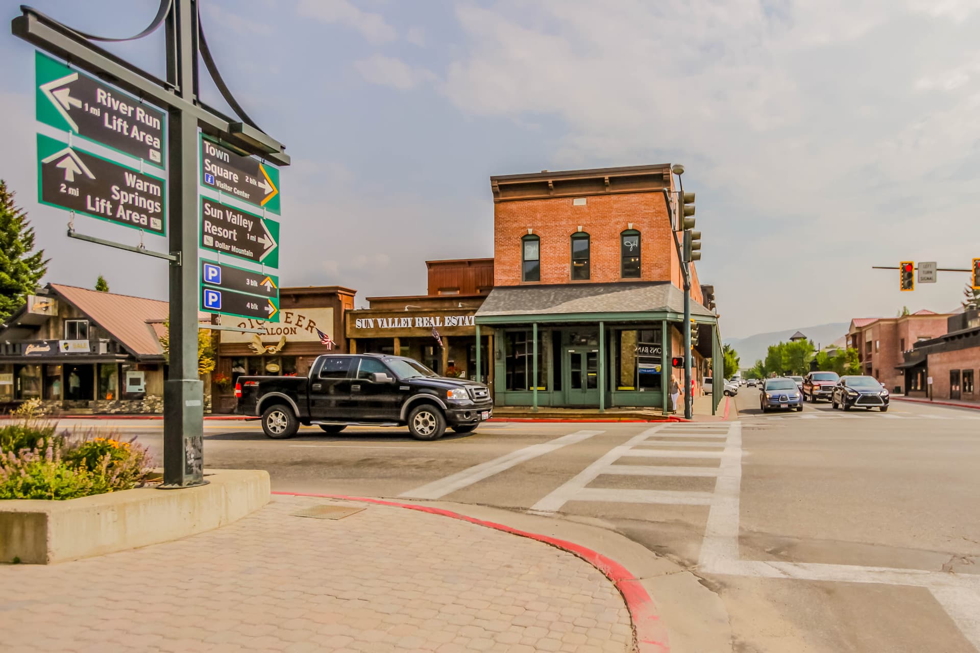 Walk to River Run Gondola - Image 32