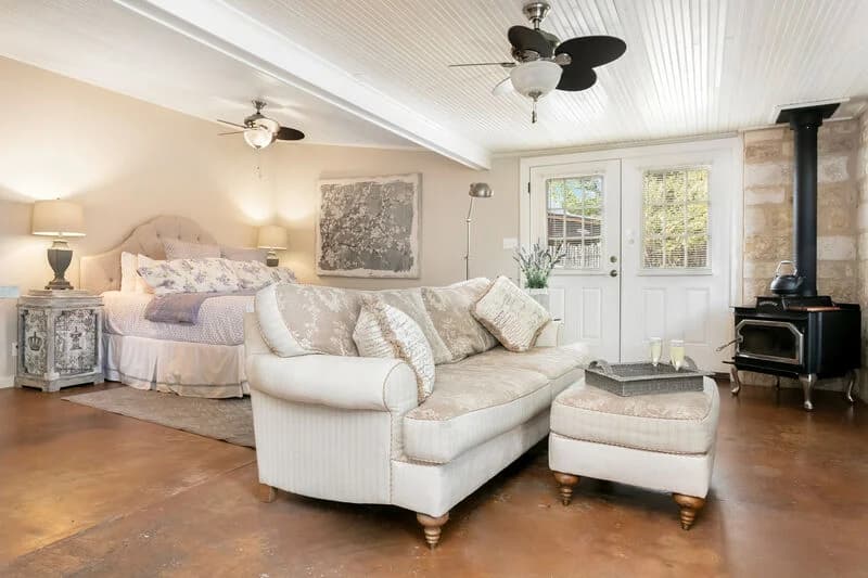 Lavender Suite - Image 4