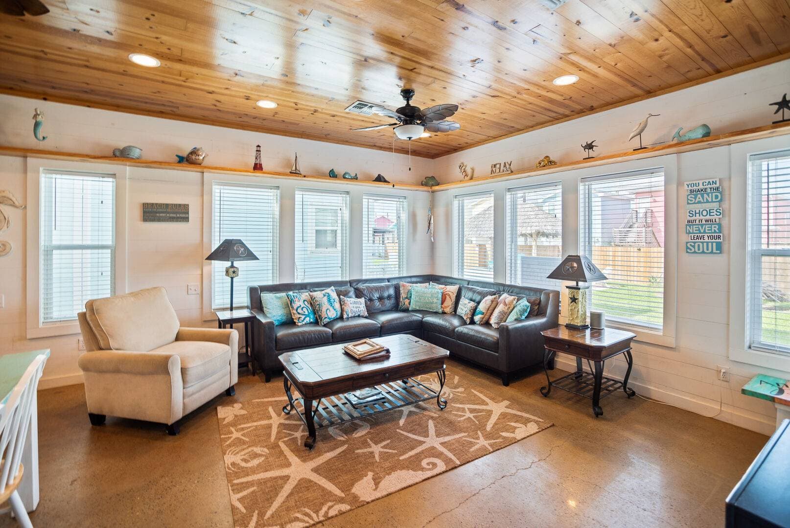 Another Day in Paradise - Image 4