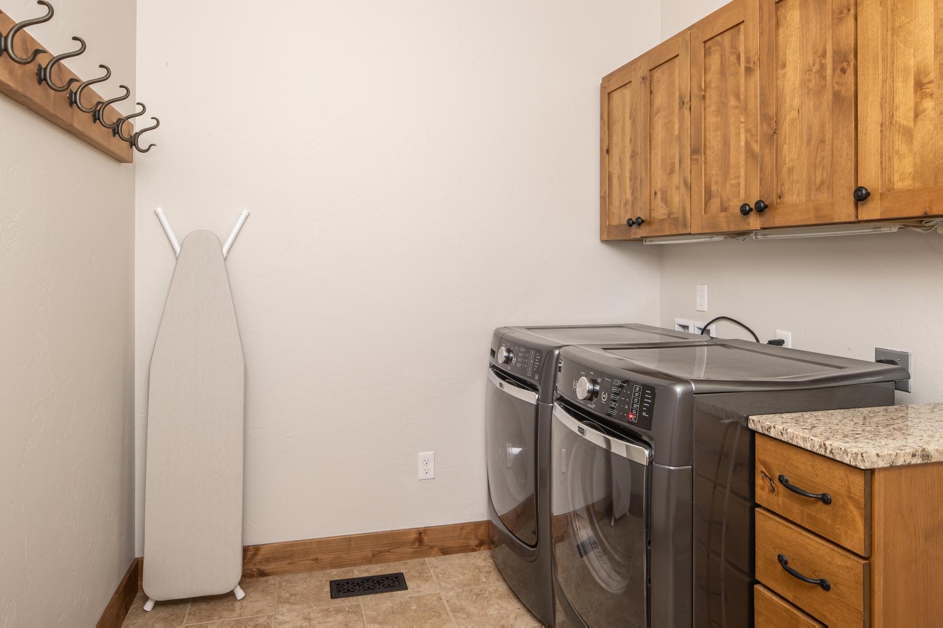 Essentia Townhome #167A - Image 34