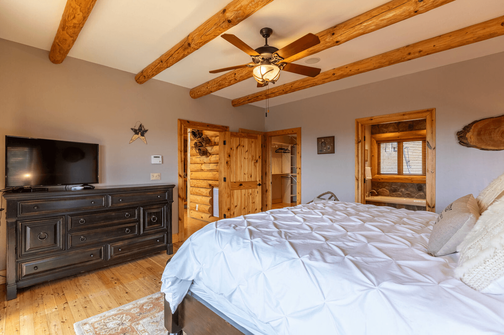 Good Day House - Image 21