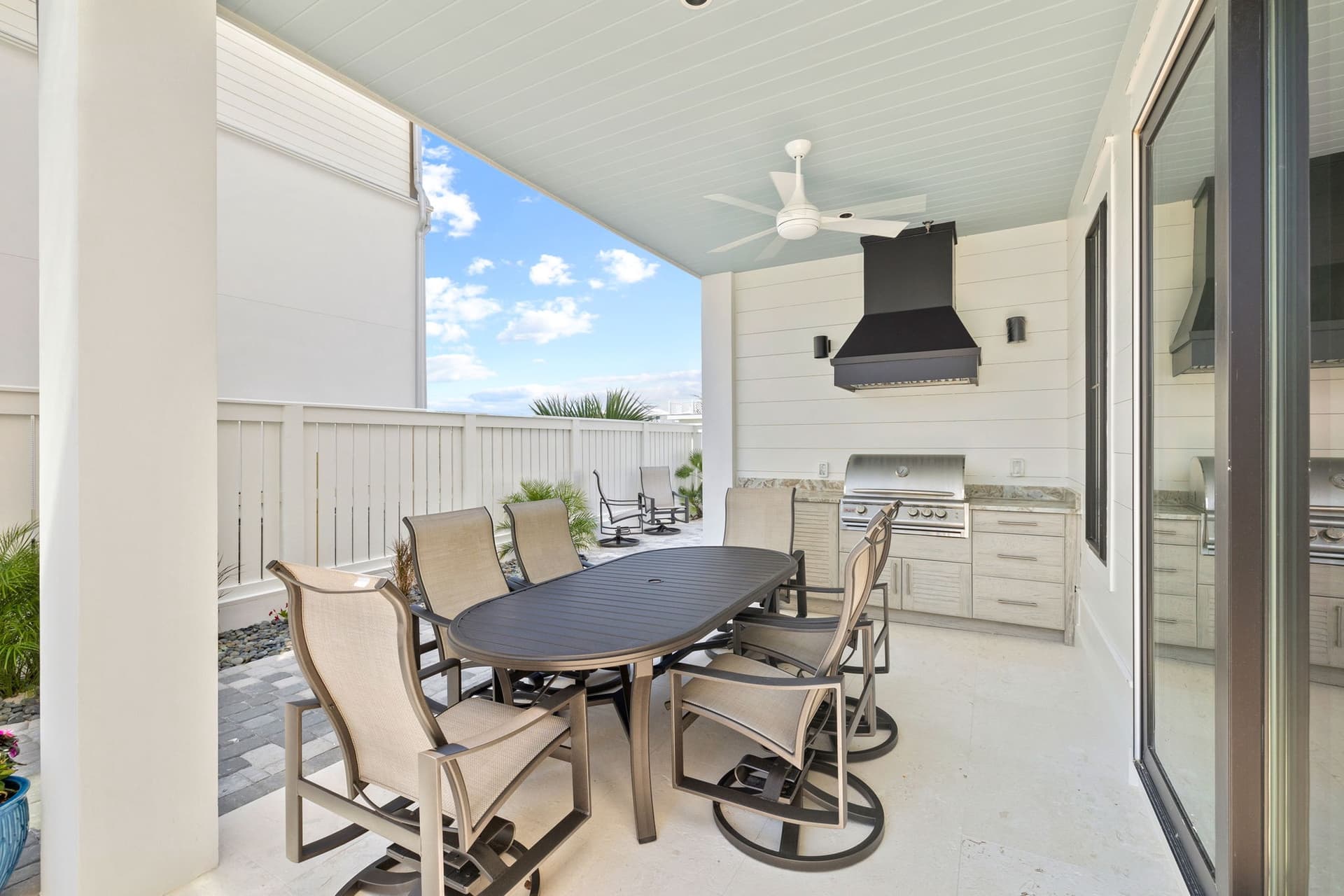 Emerald View - Image 45