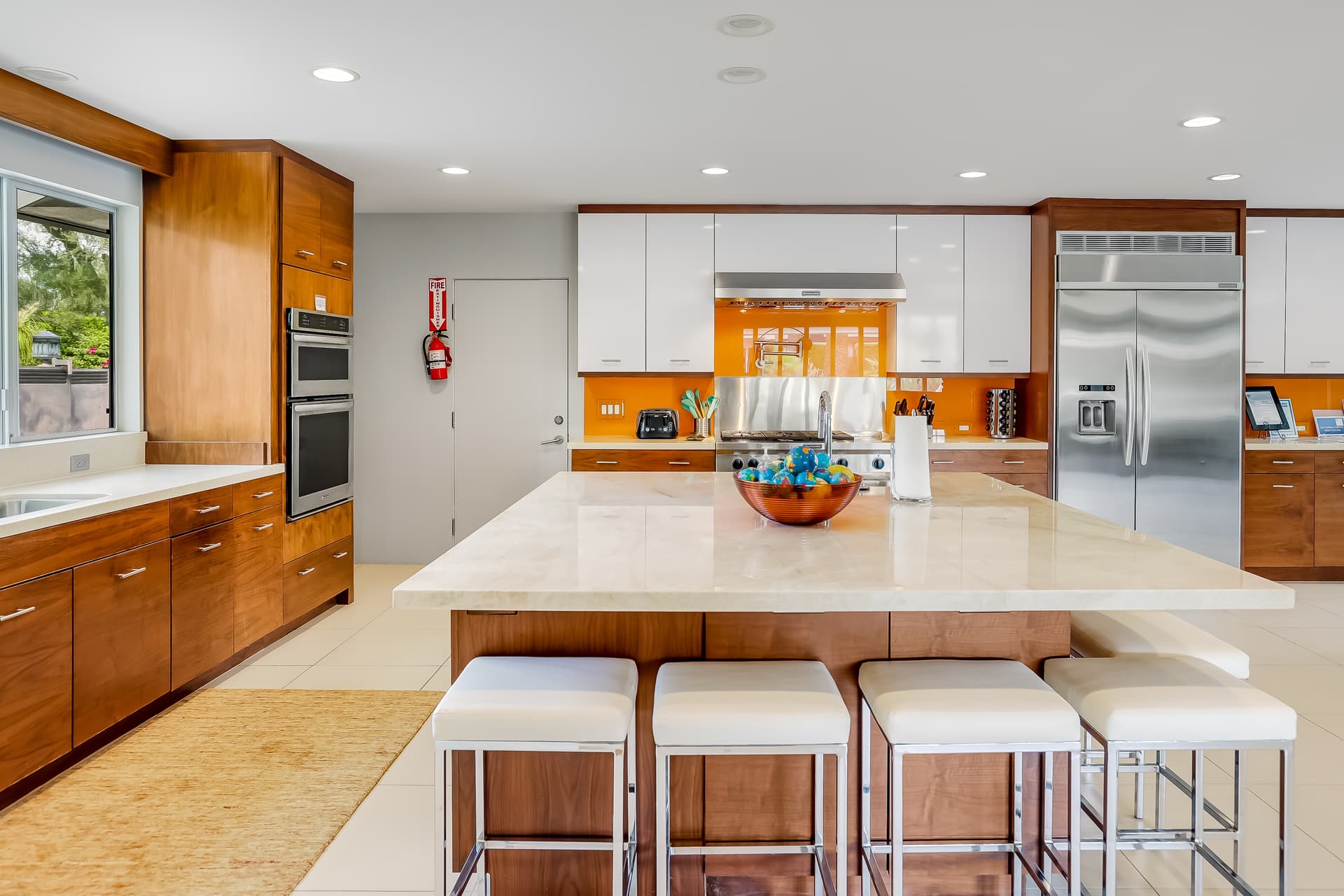 Palm Springs Perfection Manor - Image 13