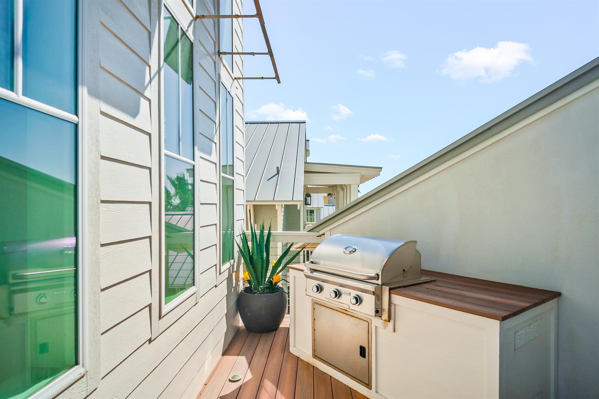 Sea of Dreams - Image 17