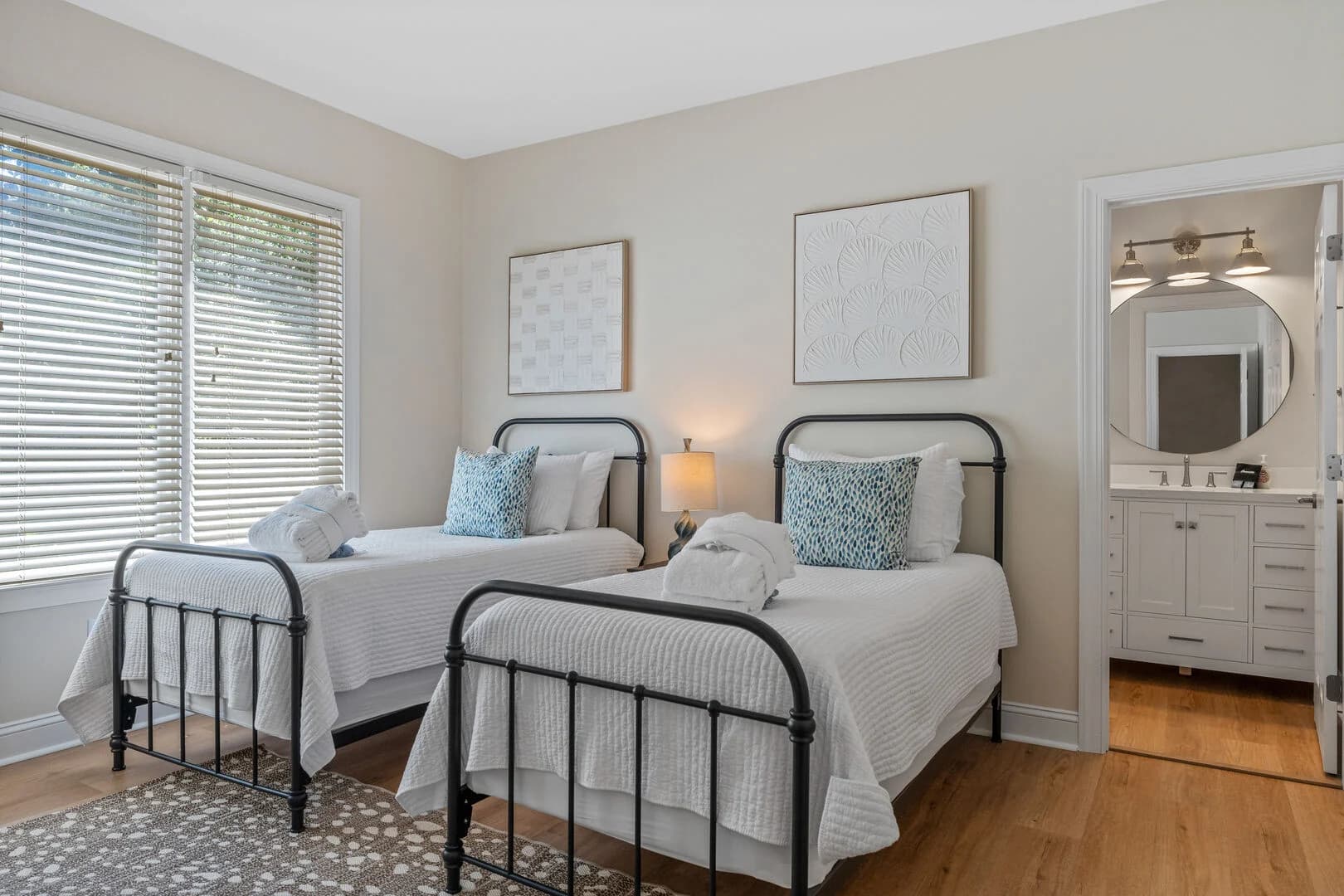 Southern Charm Retreat - Image 45